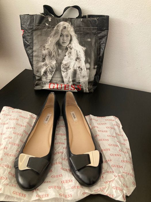 Кожени пантофки Guess