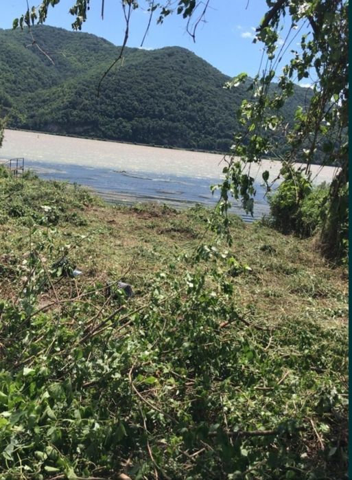Teren clisura Dunării Liubcova ( Berzasca ) Dunăre