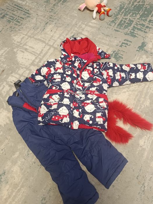 Зимний детский комбинезон