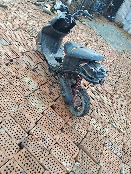 Scuter 49 st de vanzare
