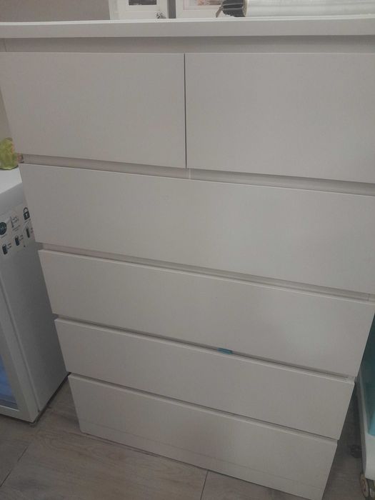 Dulap alb cu sertare