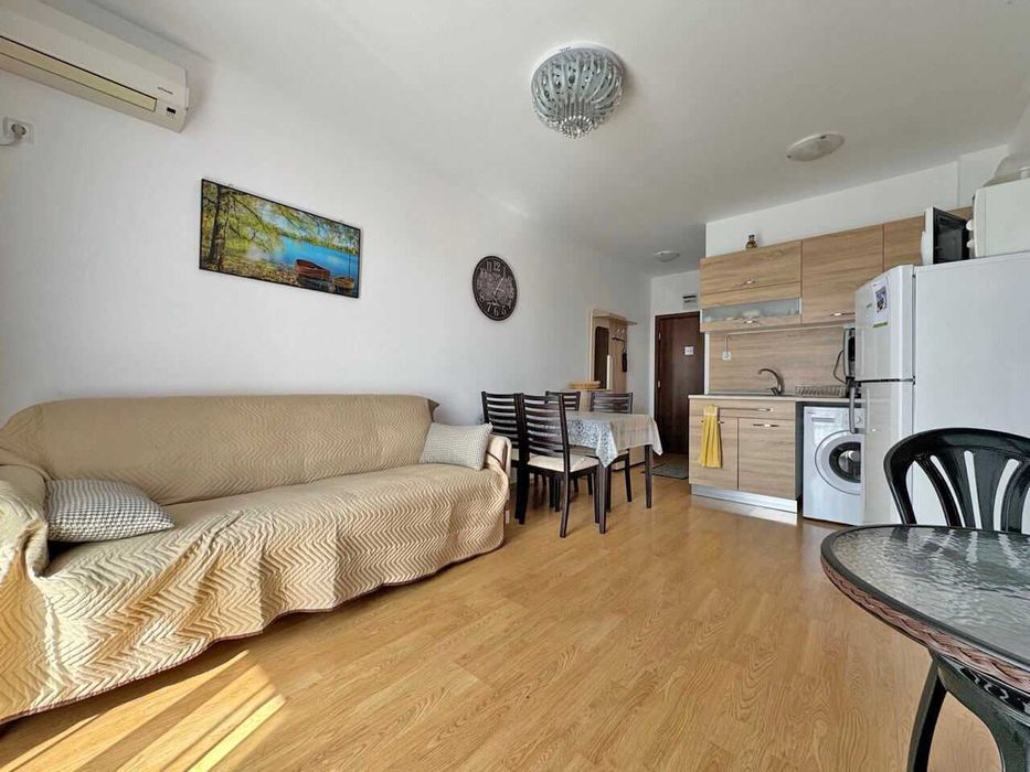 Продава се Тристаен апартамент в к.к. Слънчев бряг - 69 кв.м за 870 €/кв.м - Снимка #3