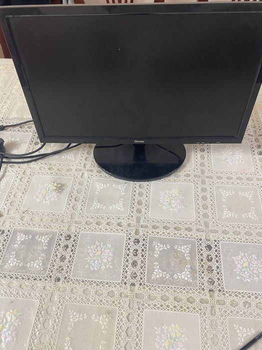 Монитор Qmax 21,5 дюймов