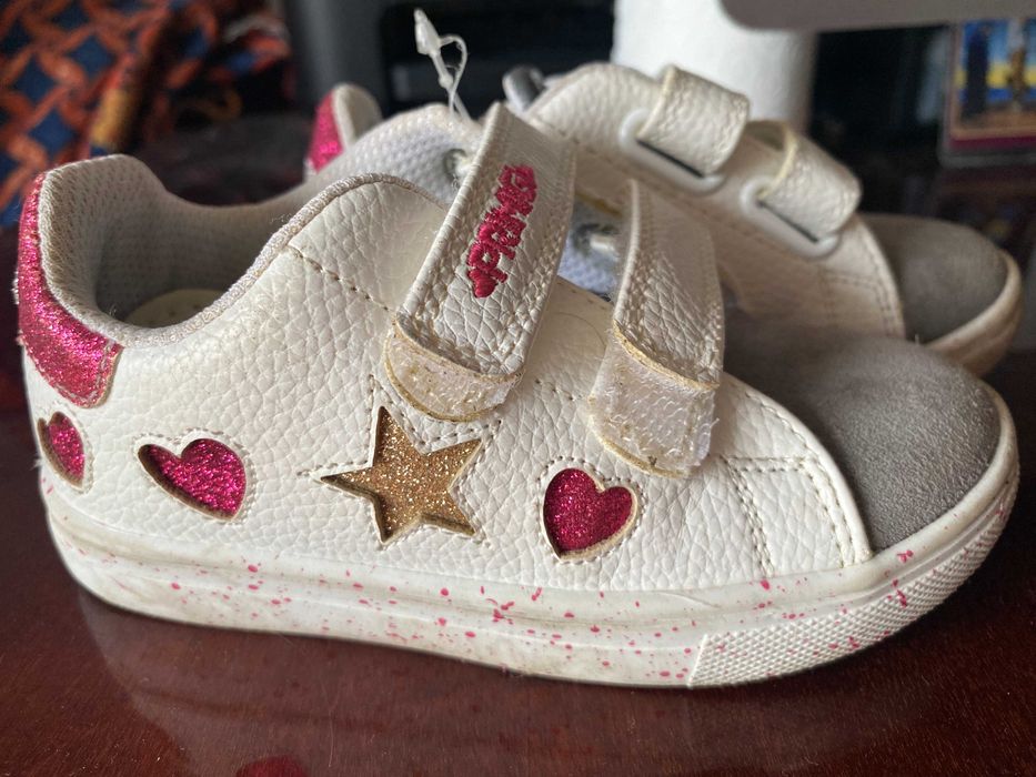 Adidasi primigi fete marimea 24