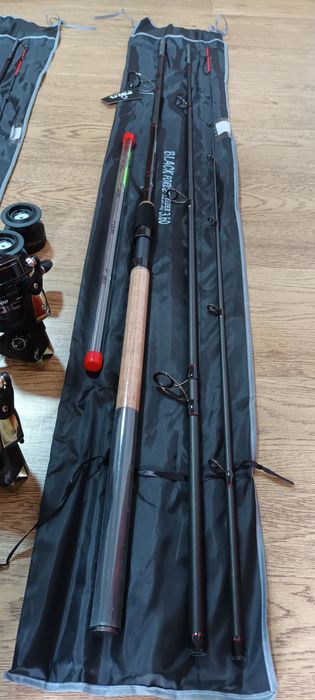 SET 2 Feedere FL BLACK FORCE 3.60 Actiune 60-180 + 2 Mulinete FL Spark