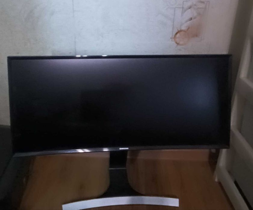 Монитор Samsung s29e790c