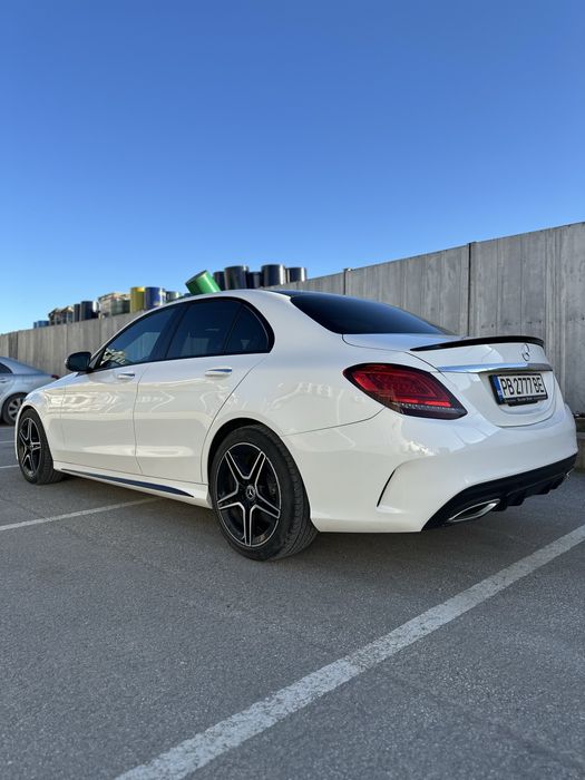 Mercedes C300 AMG mild hybrid