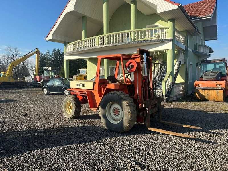 Stivuitor pentru teren accidentat Manitou MB26PC ,   1980