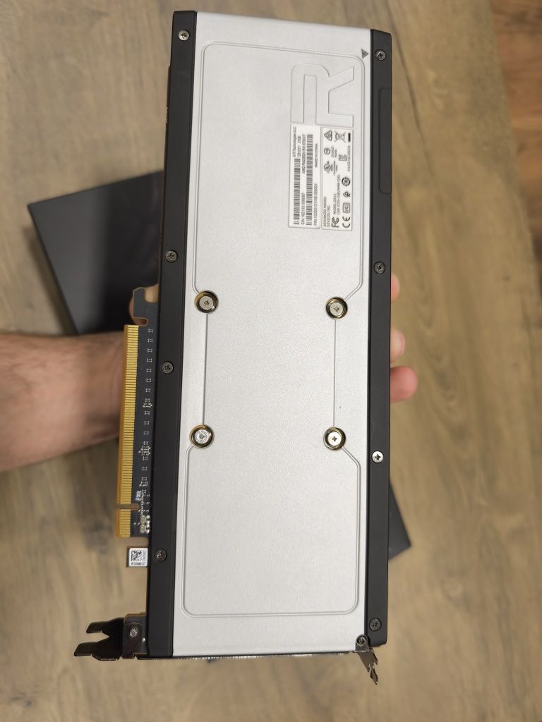 Видео карта RX6700xt 12 gb