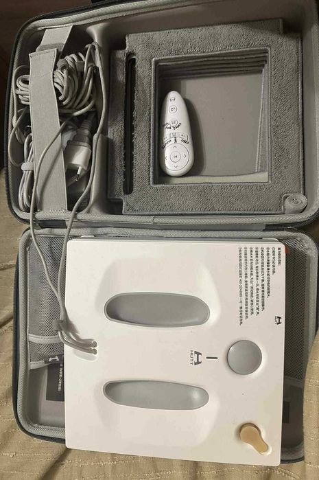 Робот за миене на прозорци Xiaomi Hutt W66 за сухо и мокро почистване