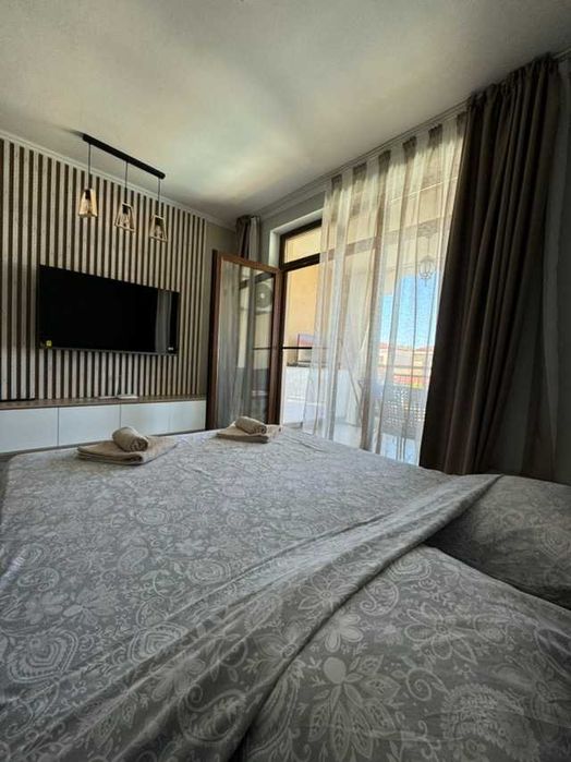 Ново модерно  ремонтирано студио в луксозния комплекс Грийн- Лайф