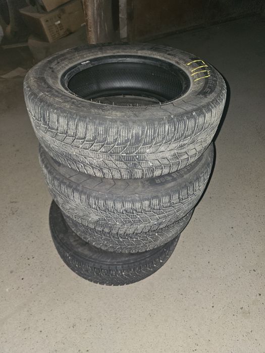 Продаётся комплект зимней резины
