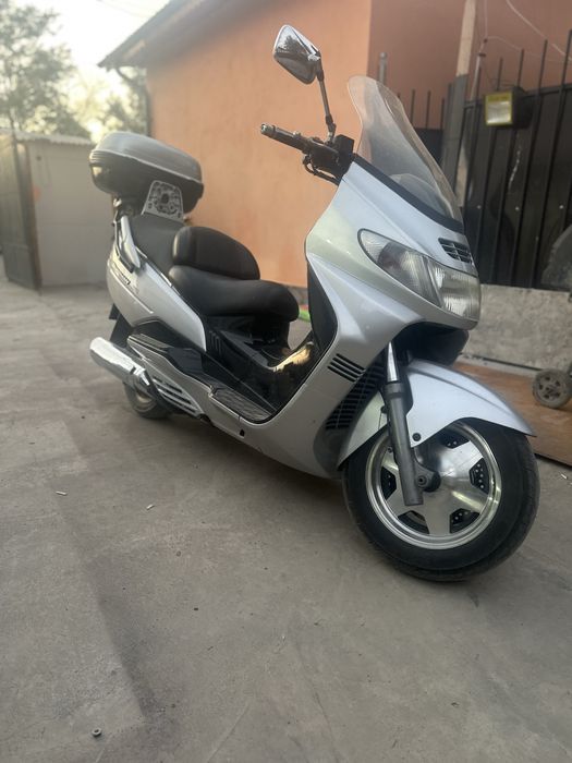 suzuki burgman 400