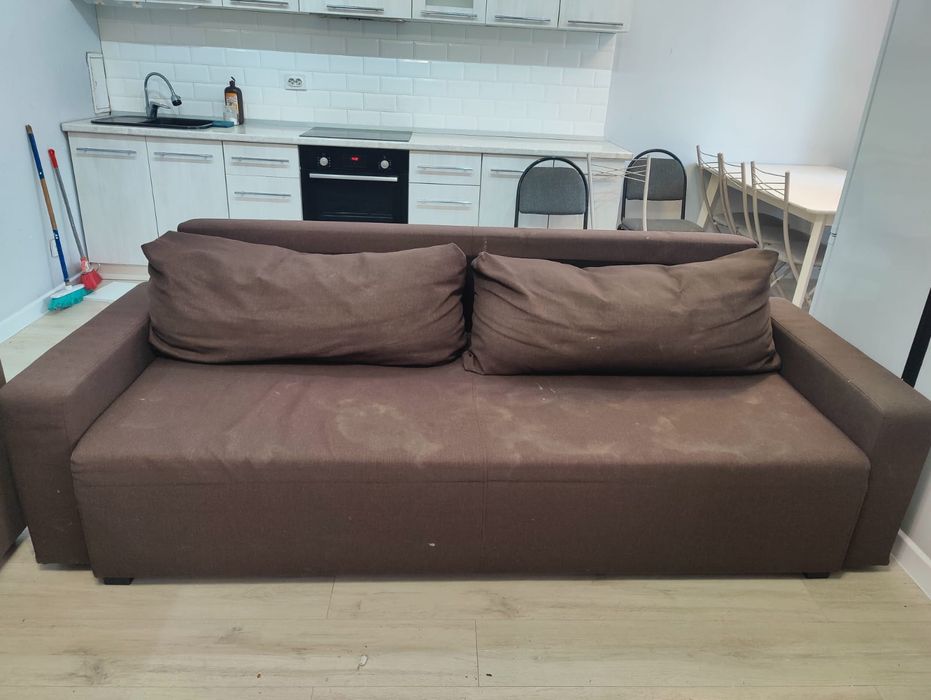 Срочно распродаю мебель