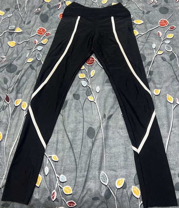 Pantaloni conditie noua m. 36