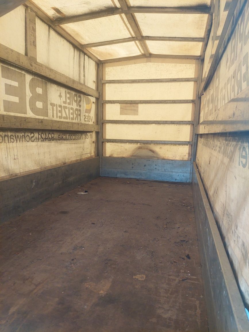 Remorca auto cu prelată de 1600kg