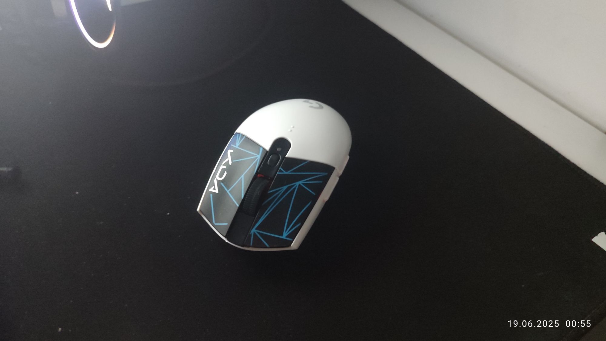 Продам игровую мышь Logitech g304