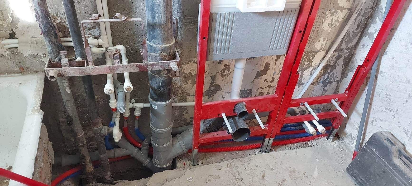 Instalator intervenții sanitare/termice
