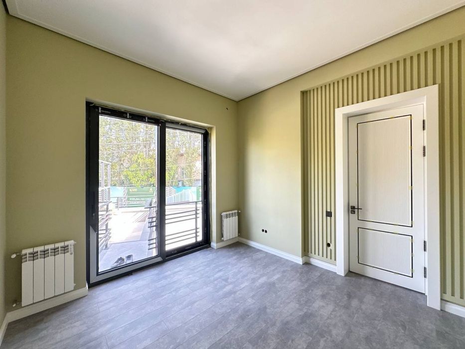 Продается новый евро дом в стиле Хай-Тек военный госпиталь школа WIST