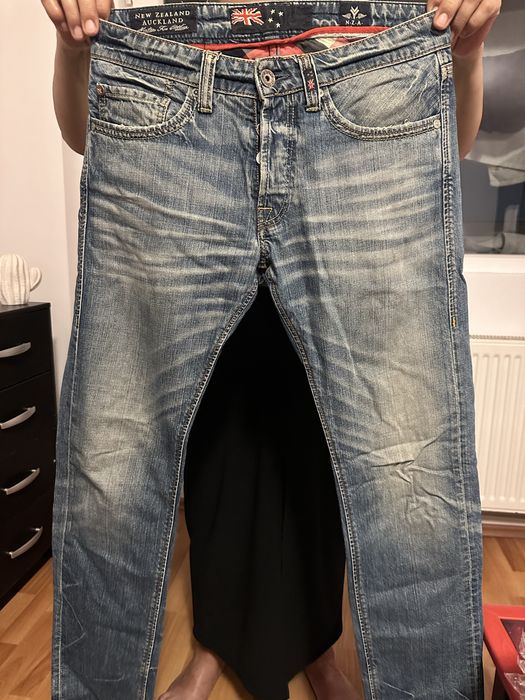 Blugi NZA in stare foarte buna