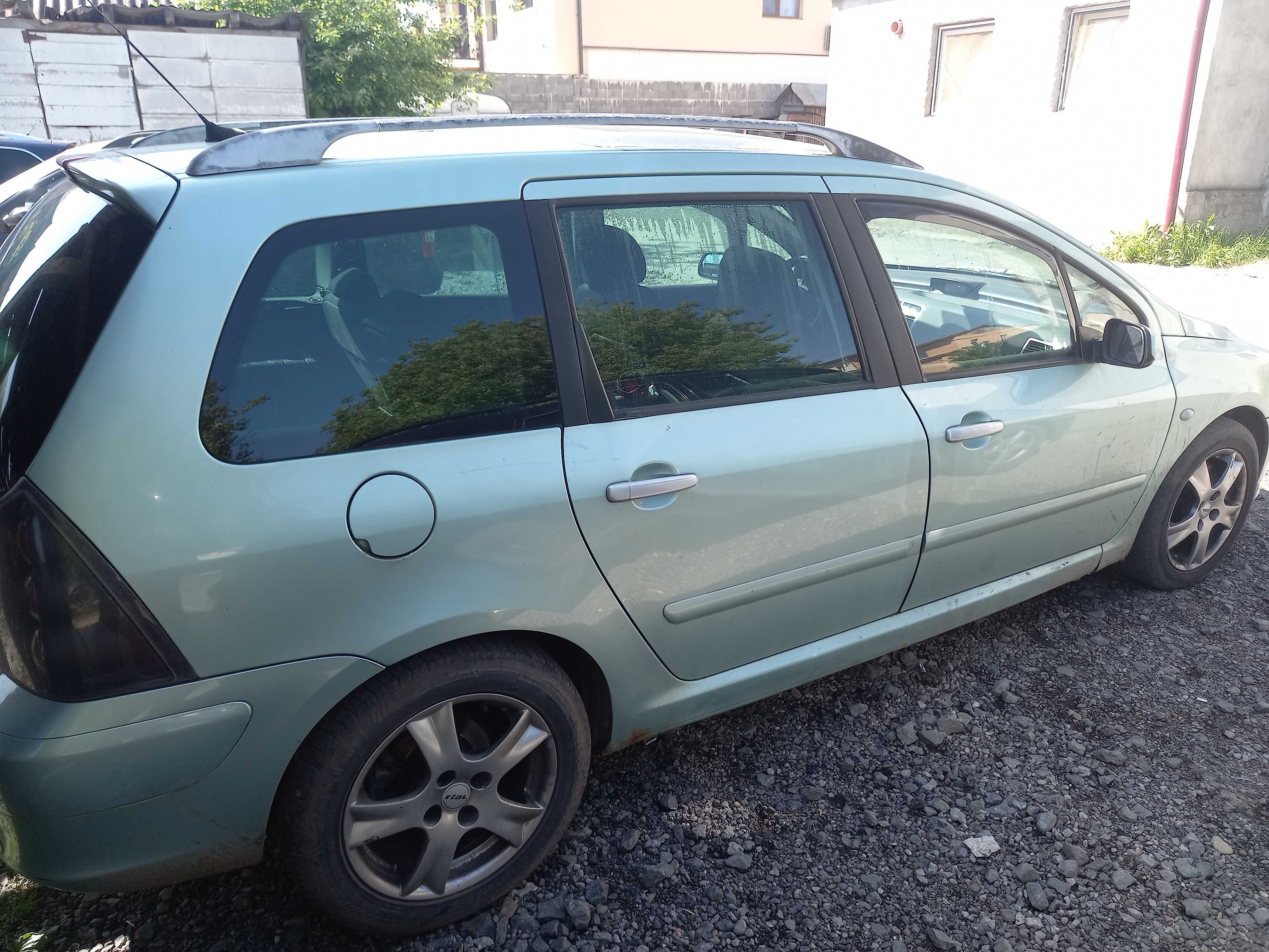 Vind peugeot 307 sw pentru piese