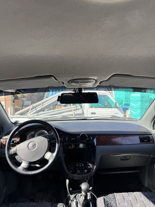 Lasetti 1.8 yaxshi xolatda