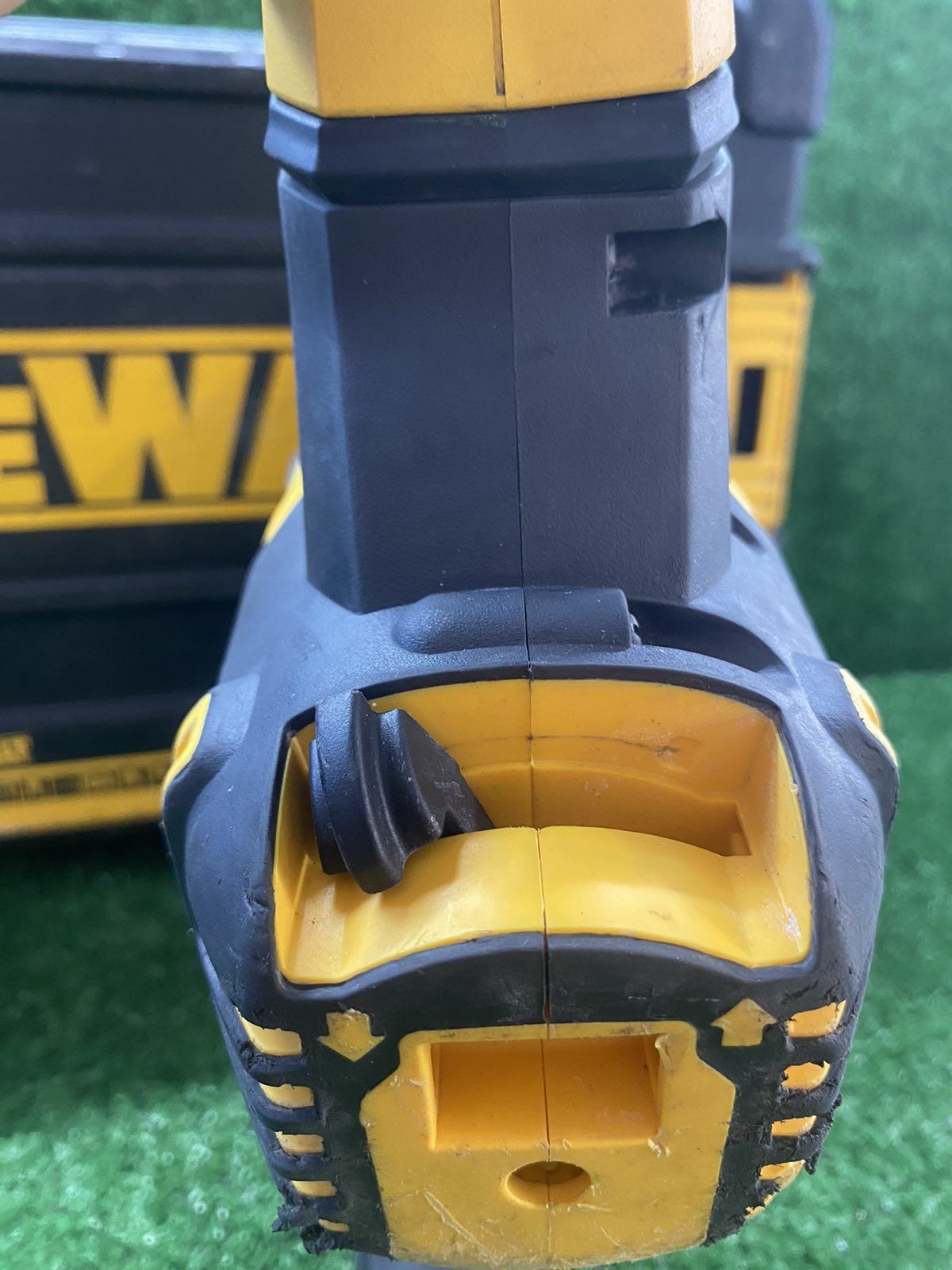 Перфоратор на DeWALT D25333 - QS