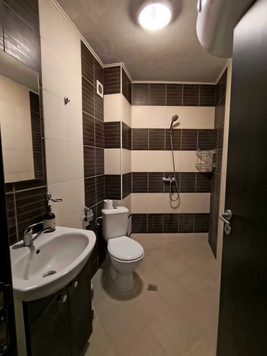 Отдава под наем двустаен в Кършияка