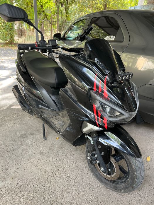 продам скутер срочно Tiger 150cc