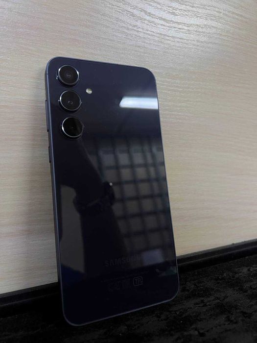 Samsung Galaxy 55, 128гб, н/л 754011 (Мерке)