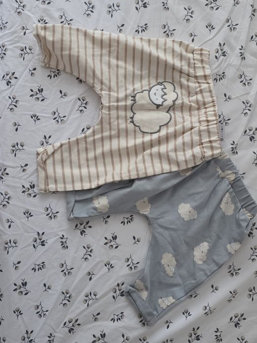 Set 2 body si 2 perechi de pantaloni 62