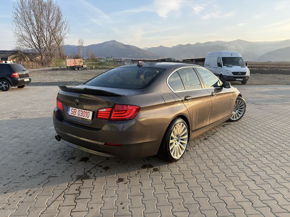 BMW 520 2012 184cp