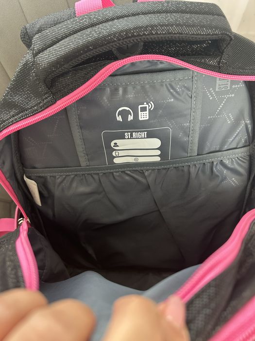 Ghiozdan ST RIGHT ergonomic