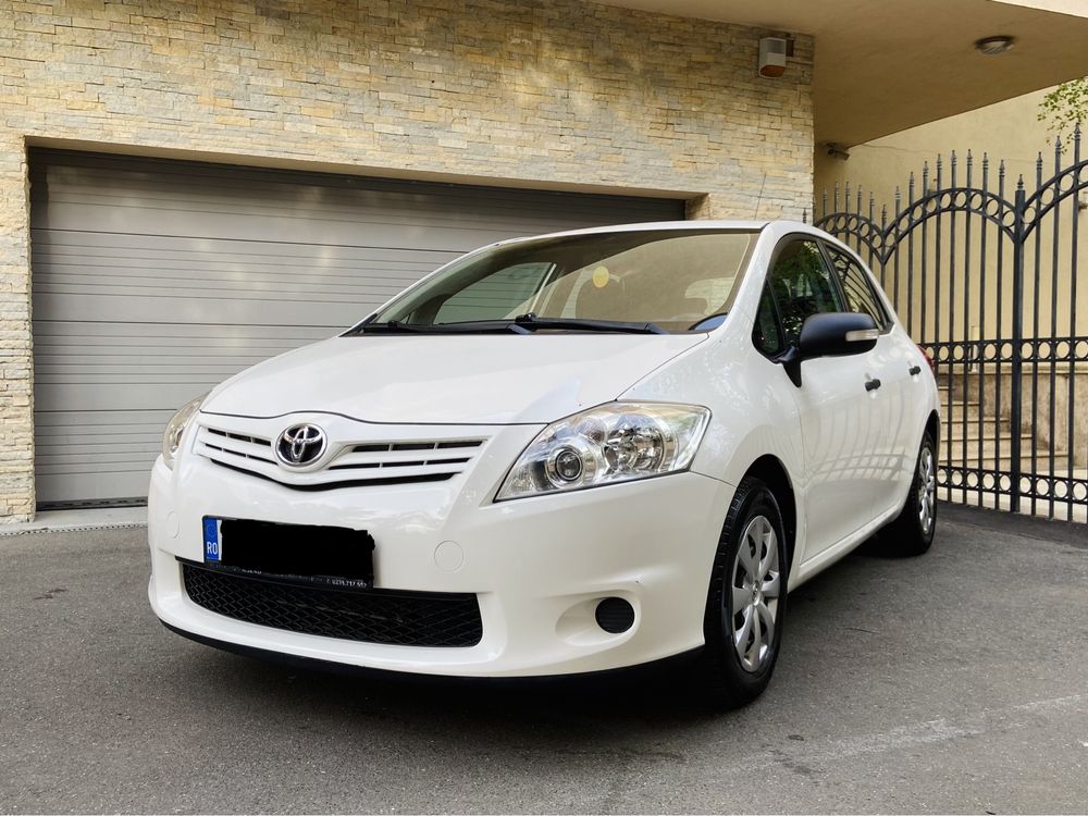 Toyota Auris 1.33 100cp euro 5