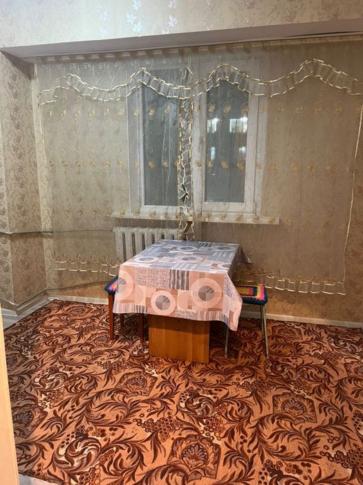 1 комнатная квартира в центре города 5  мкр  13 дом