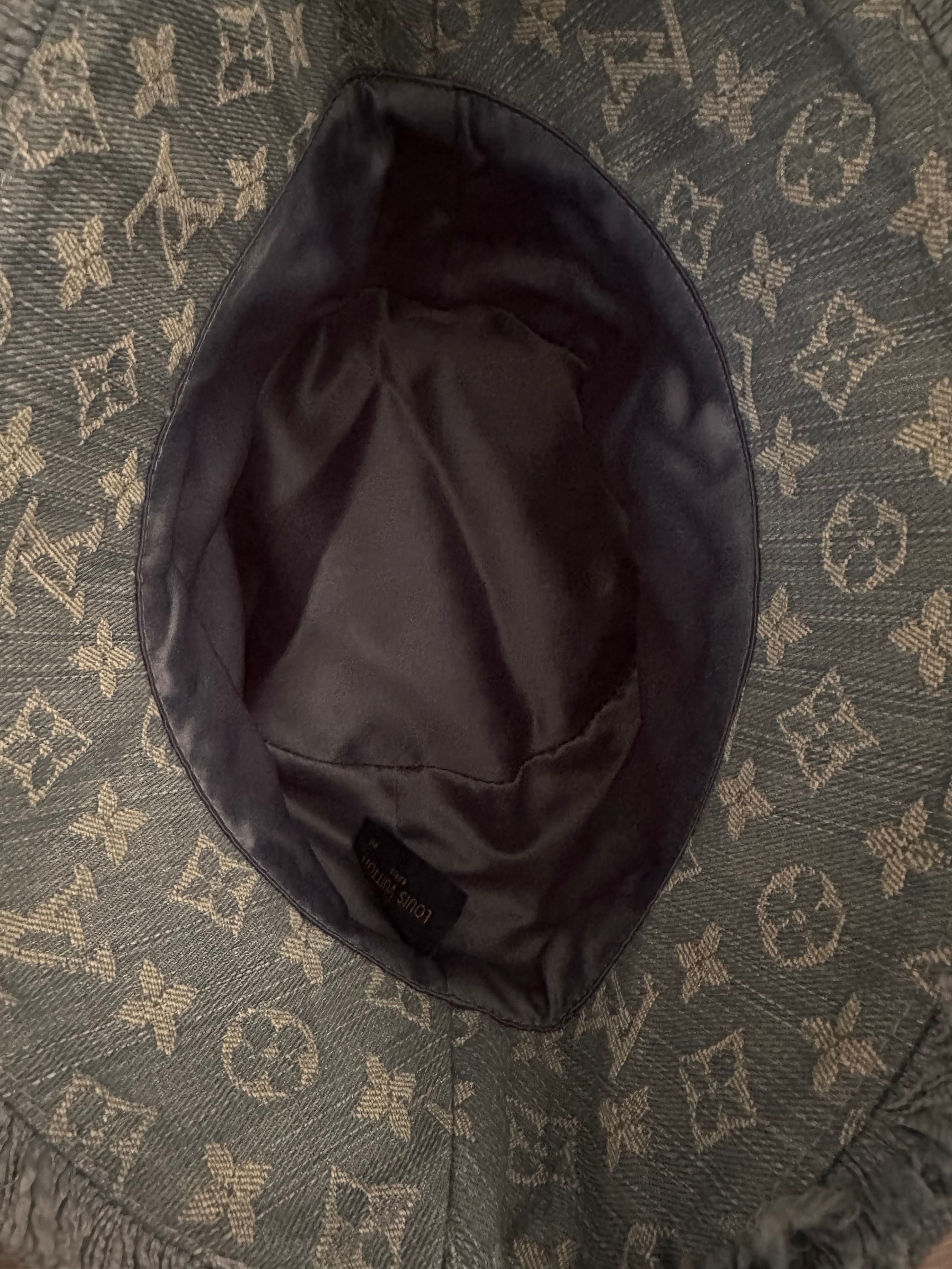 Шляпа Louis Vuitton