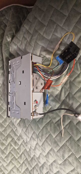 Kenwood KMM-101Y - USB, MP3, AUX, FM/AM Tuner авторадио