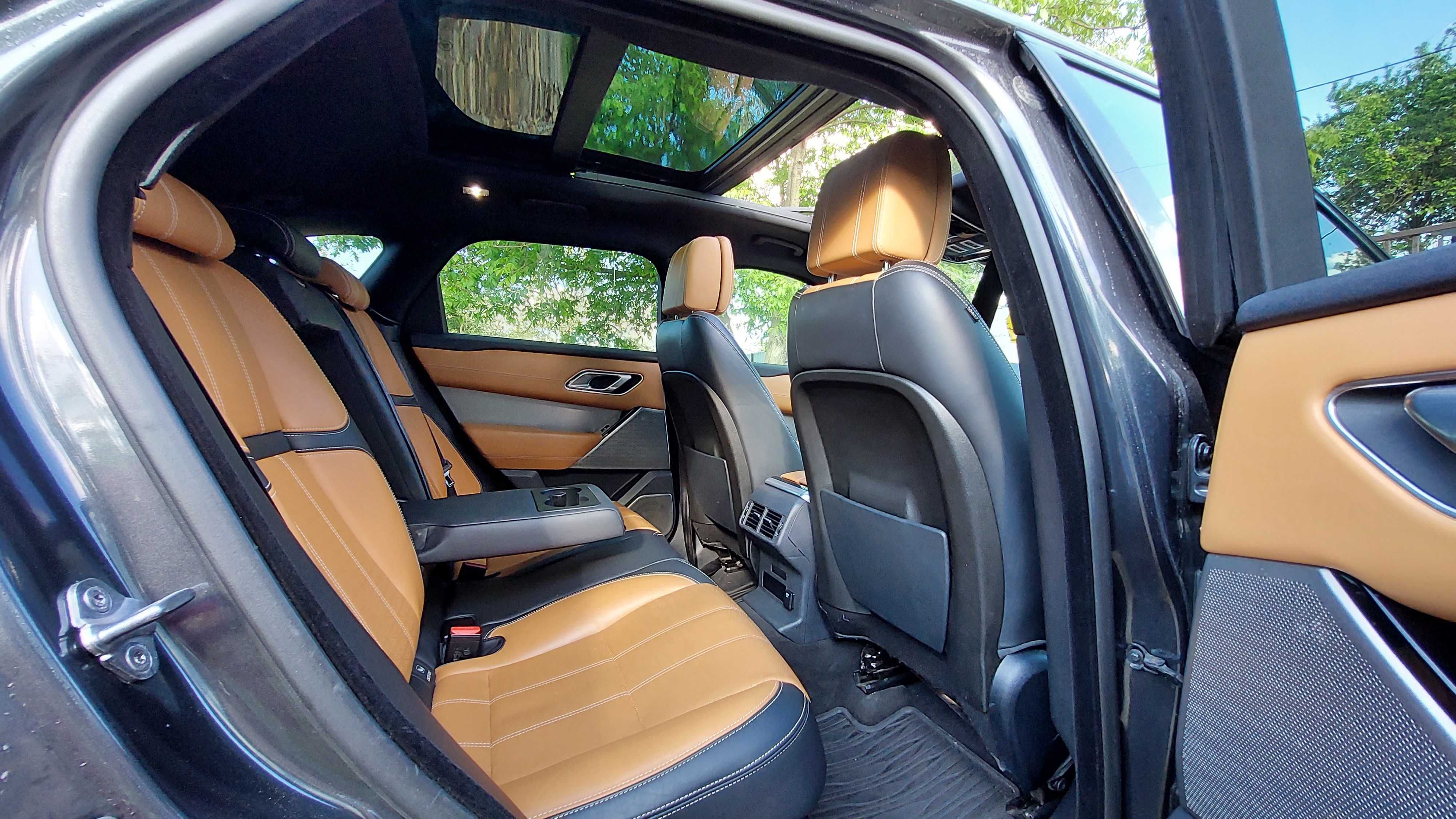 Range Rover Velar 300D R- Dynamic Interior 2 culori Panoramic Avariat