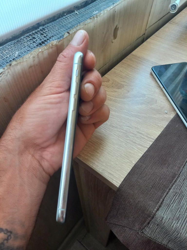 Iphone X 64 GB уникален