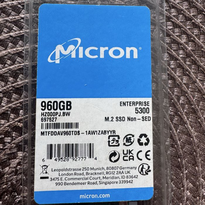 Новый ssd 960GB Micron 5300 Pro m2. sata