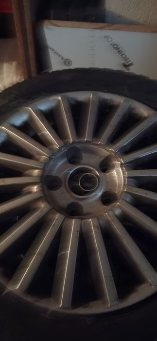 Set Cauciucuri Pirelli 195/65/R15 cu jenti