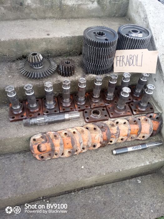 Piese freză grapă rotativa Ax, pinion.