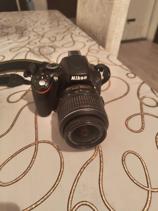 Nikon D5100 + объектив 18-55mm