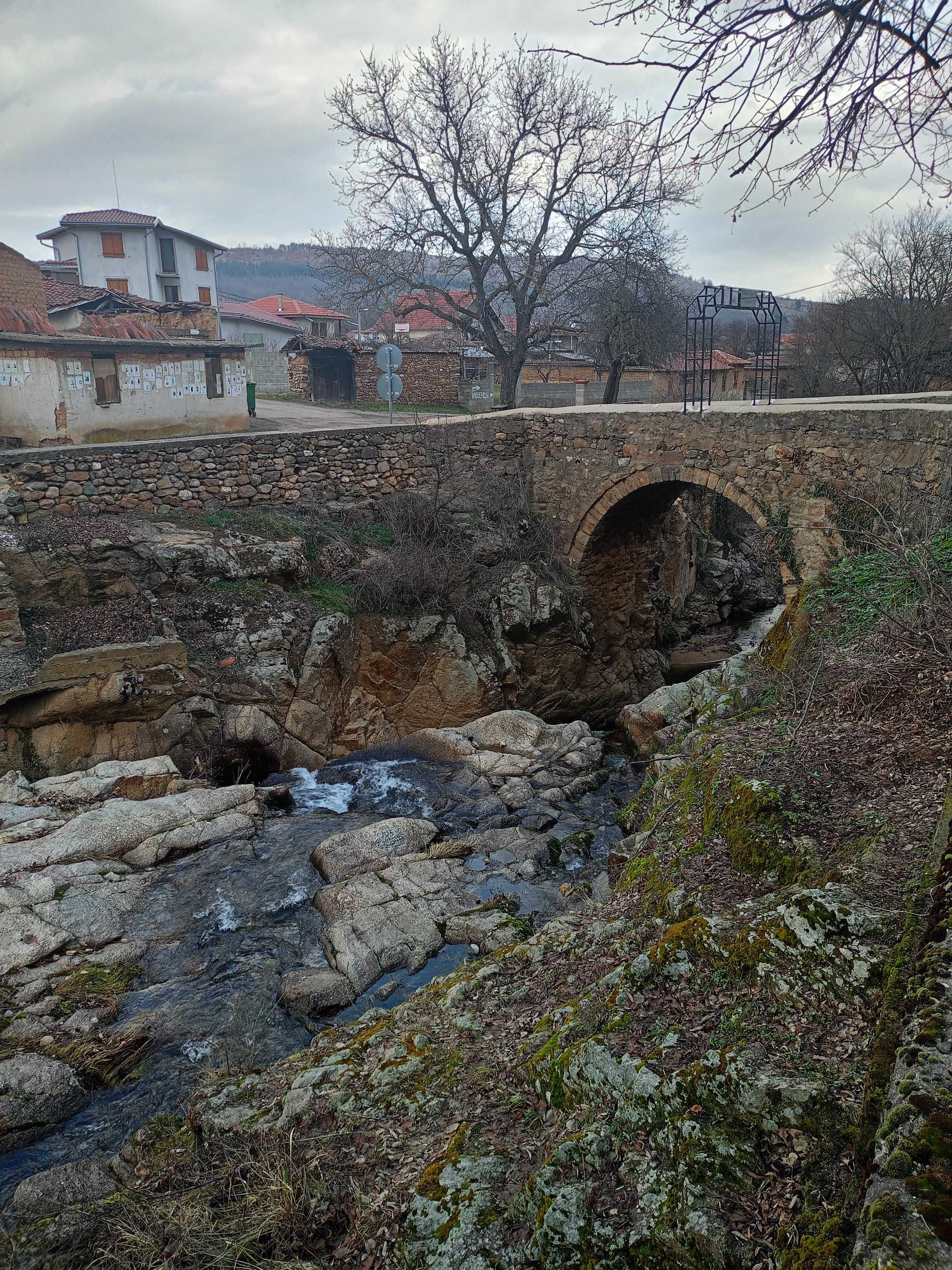 Къща в село Турия