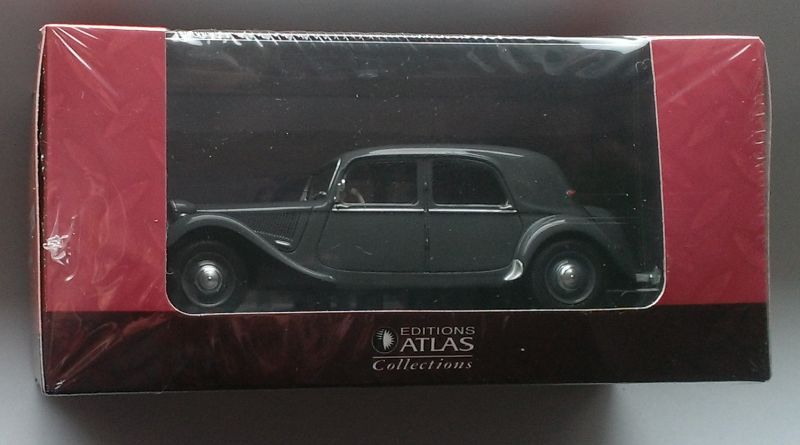 Macheta Citroen Traction Avant 15-Six 1952 - IXO/Atlas 1/43 noua