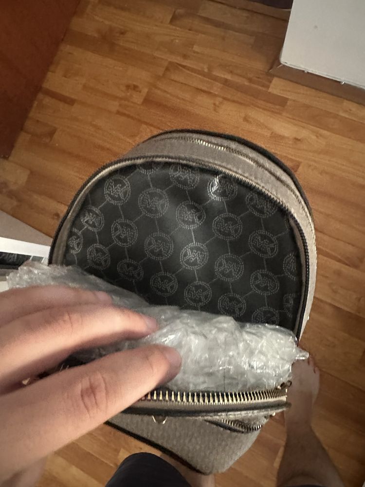 Vand racsac Michael Kors