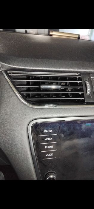 Vopsire Plastice Interior Retusuri Bord Fete Usi Console Reparatii