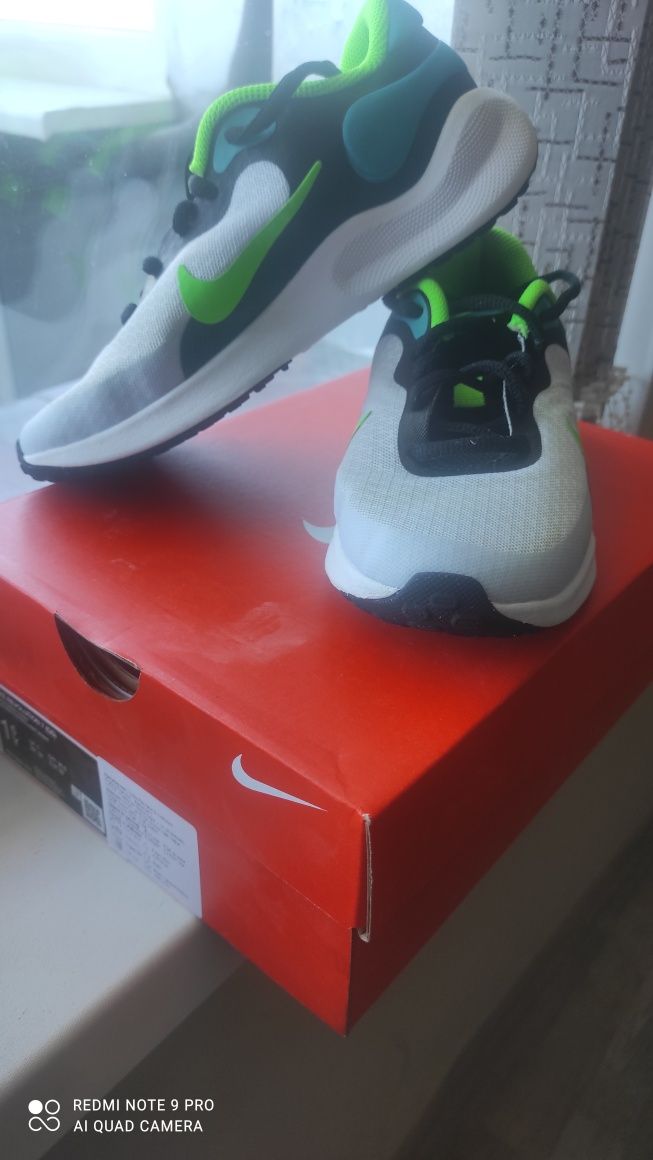 Nike 33 номер за момче