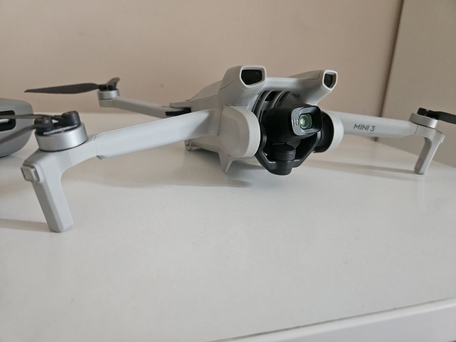 Drona dji mini 3