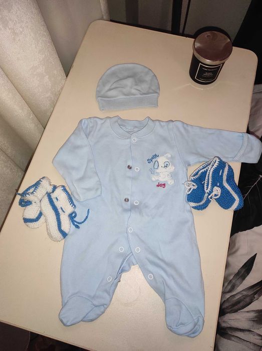 Костюм на новорожденного ребенка